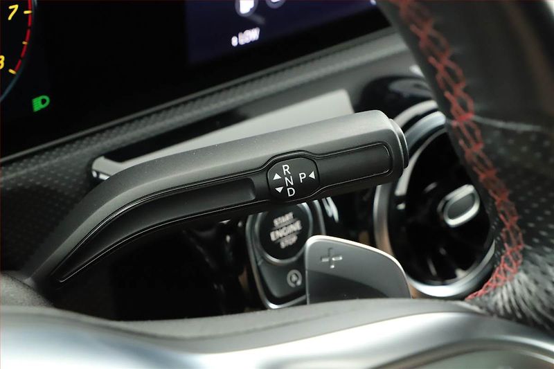 Mercedes-Benz CLA (2020) 200 - fotka 13 z 20