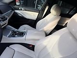BMW X6 (2022) 30XD 210kW LASER TZ R20 CZ!!!! - náhled 34