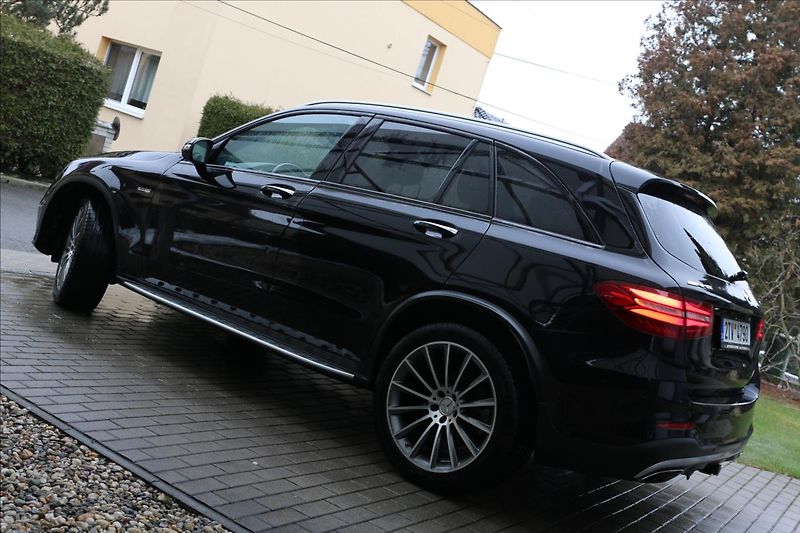 Mercedes-Benz GLC 3,0 43 AMG, Automat, Tažné - fotka 11 z 61