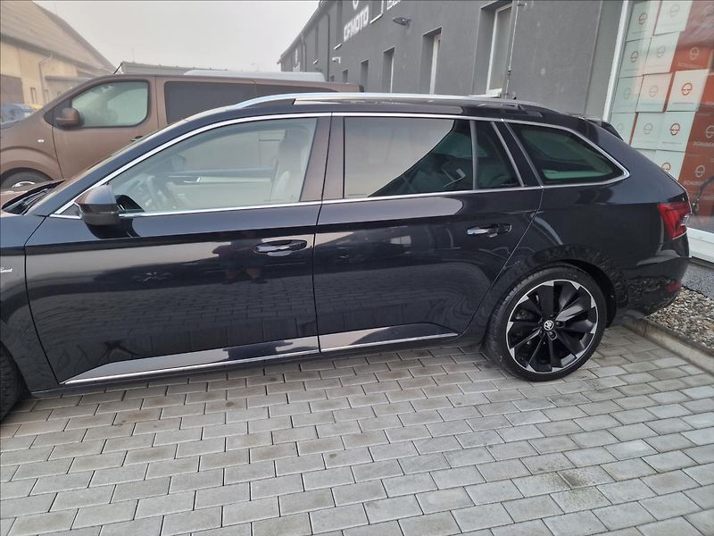 Škoda Superb 2.0TDI 147kW 4x4 DSG L&K,1Maj - fotka 44 z 50