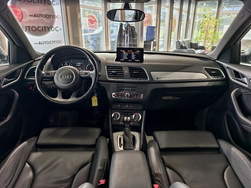 Audi Q3 2.0 TDi 120kW QUATTRO S-line   - fotka 9 z 21