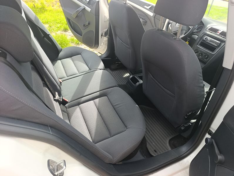 Škoda Octavia (2005) 1.9 TDi - fotka 12 z 15