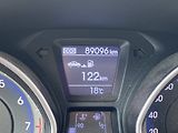 Hyundai i30 1.6i, ČR, manual, 2x kola - náhled 11
