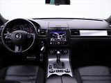 Volkswagen Touareg 3,0 TDI V6 DSG R-LINE CZ 4M - náhled 30