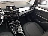 BMW Řada 2 (2016) 216d Gran Tourer, Navi - náhled 8