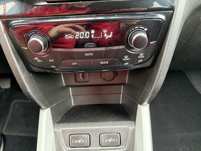 Suzuki Vitara (2016) 1.6 VVT AllGrip, Elegance - fotka 15 z 18