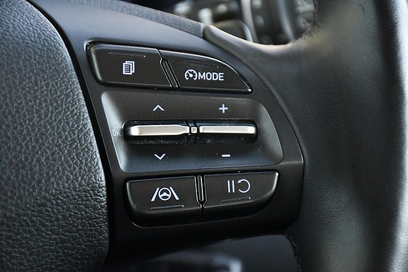 Hyundai i30 1,0T-GDi FAMILY SMART ZADÁNO - fotka 29 z 48