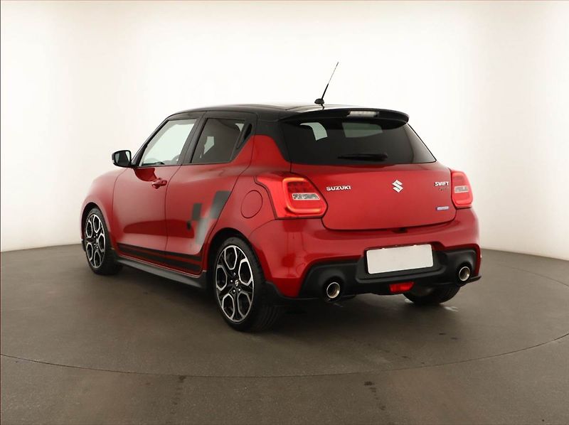 Suzuki Swift (2022) 1.4 BoosterJet Sport - fotka 4 z 16