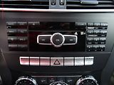 Mercedes-Benz Třídy C (2011) 1.8K C180, AT, bixen, autoAC - náhled 15