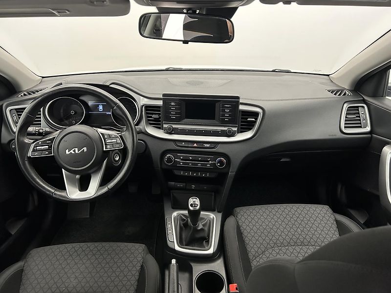 Kia Ceed 1.5 T-GDI Fresh - fotka 5 z 22