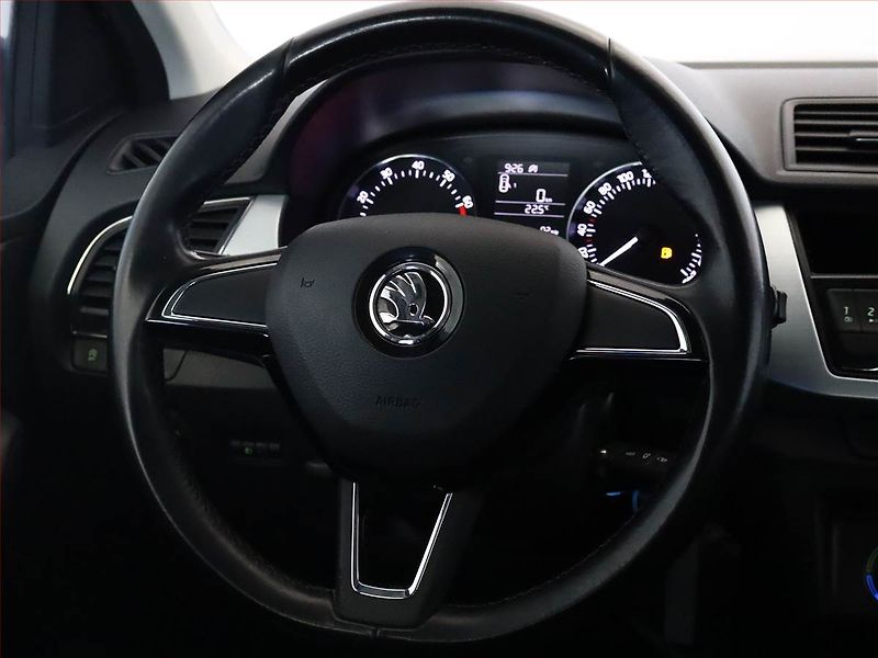 Škoda Fabia (2017) Ambition 1.0 TSI, Tempomat - fotka 13 z 14