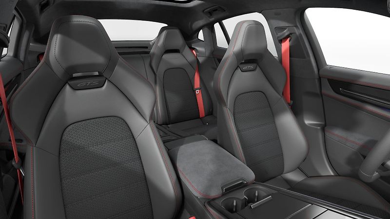 Porsche Panamera (2026) GTS - fotka 5 z 5
