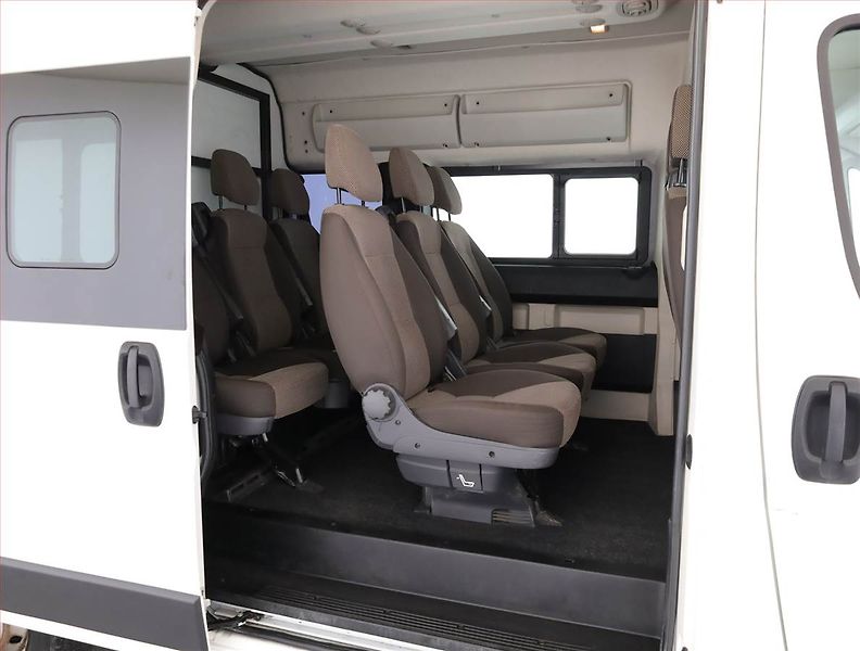 Citroën Jumper (2016) 2.0 BlueHDi, Bus, 9Míst, ČR - fotka 15 z 20
