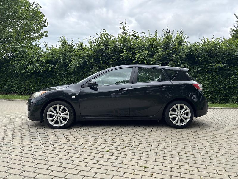 Mazda 3 1.6 90th Anniversary - fotka 4 z 29