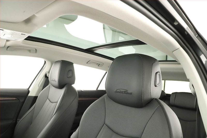 Škoda Superb (2025) 2.0 TDI - fotka 13 z 26