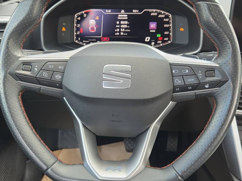 Seat Leon ST 2.0 TDI DSG FR - fotka 15 z 40