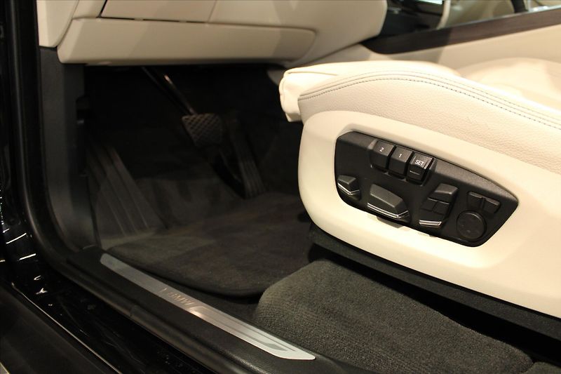 BMW X5 xDrive40d NezTop/HUD/Pano/AdLE - fotka 10 z 32