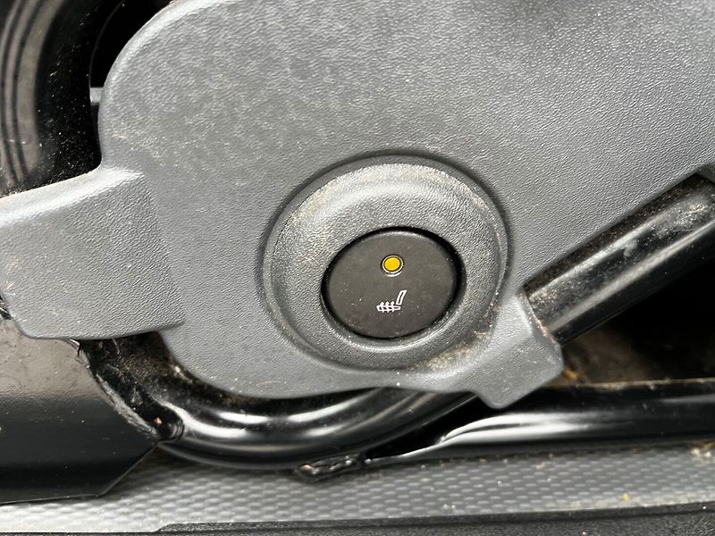 Peugeot Boxer (2021) 2.2 HDi Plachta, Spaní , DPH - fotka 13 z 13
