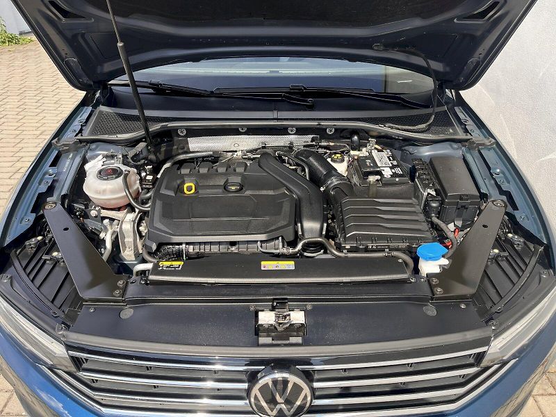 Volkswagen Passat (2021) 1,5TSI 110KW DSG ELEGANCE - fotka 13 z 26