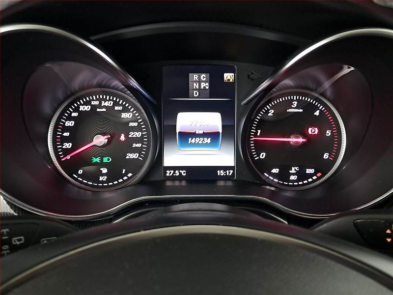 Mercedes-Benz Třídy V (2018) 220 d, ČR - fotka 11 z 23