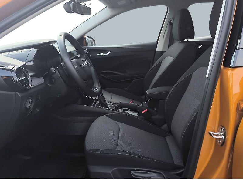 Škoda Fabia Top Selection 1.0 TSI 85kW DSG - fotka 6 z 25