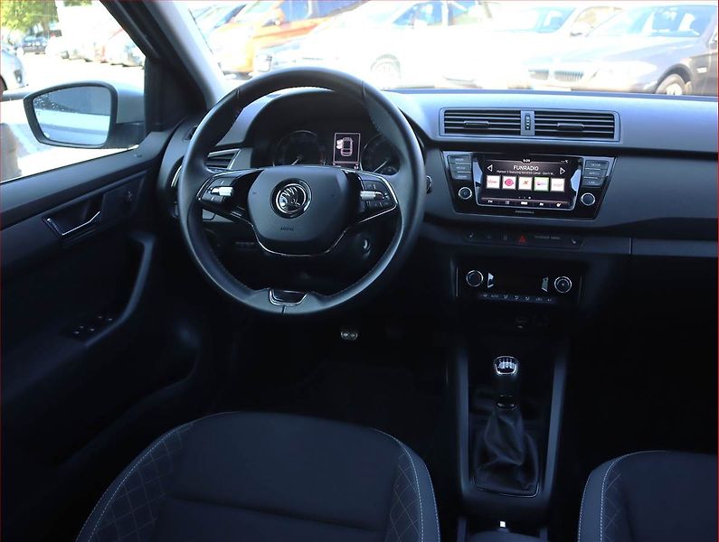 Škoda Fabia (2020) Style 1.0 TSI, Serv.kniha - fotka 7 z 21