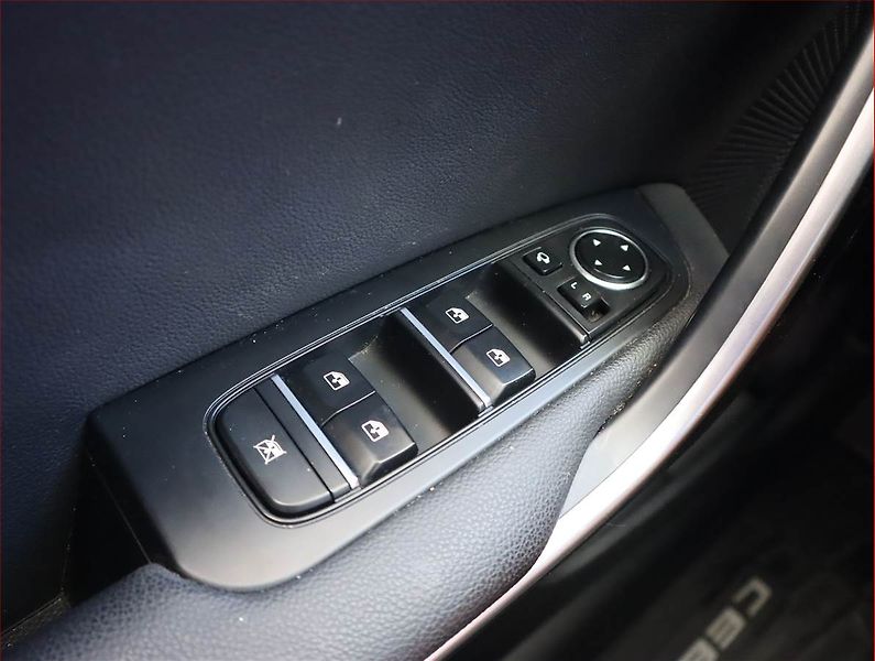 Kia Ceed (2021) 1.5 T-GDI, Automat, Serv.kniha - fotka 18 z 21