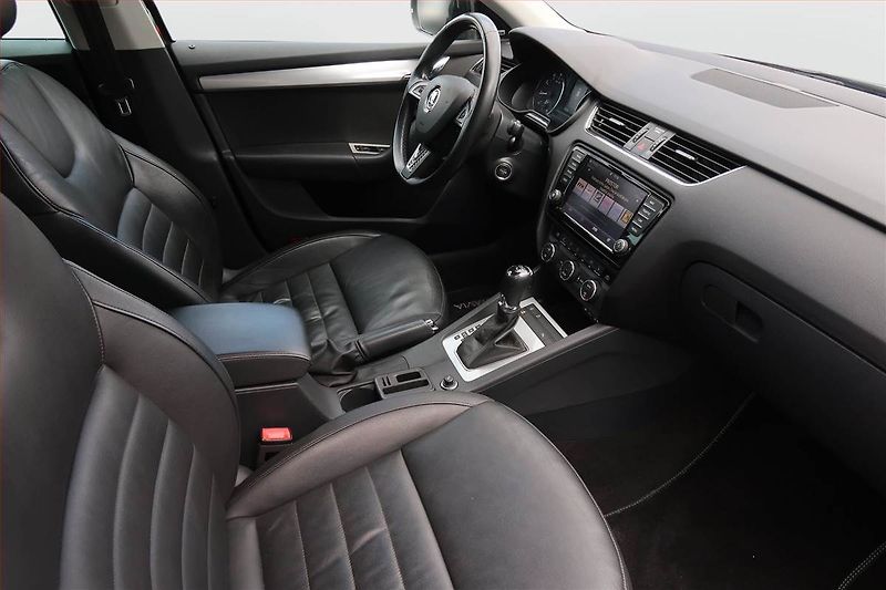 Škoda Octavia (2013) 1.8 TSI, Automat, Serv.kniha - fotka 9 z 19