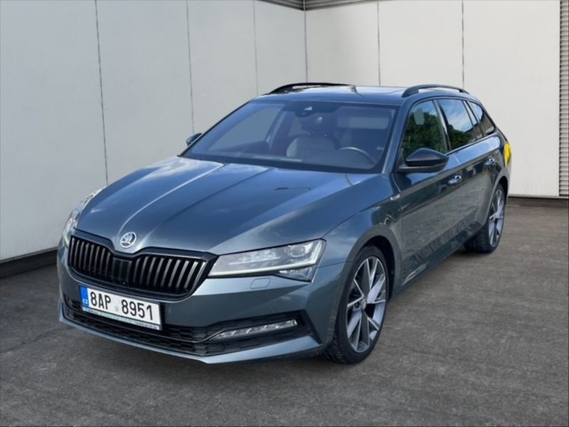 Škoda Superb 2,0 TDI Sportline DSG - fotka 3 z 11