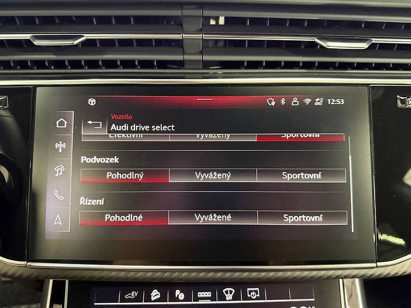 Audi Q8 55TFSi e QUATTRO S-LINE, B&O, - fotka 24 z 36
