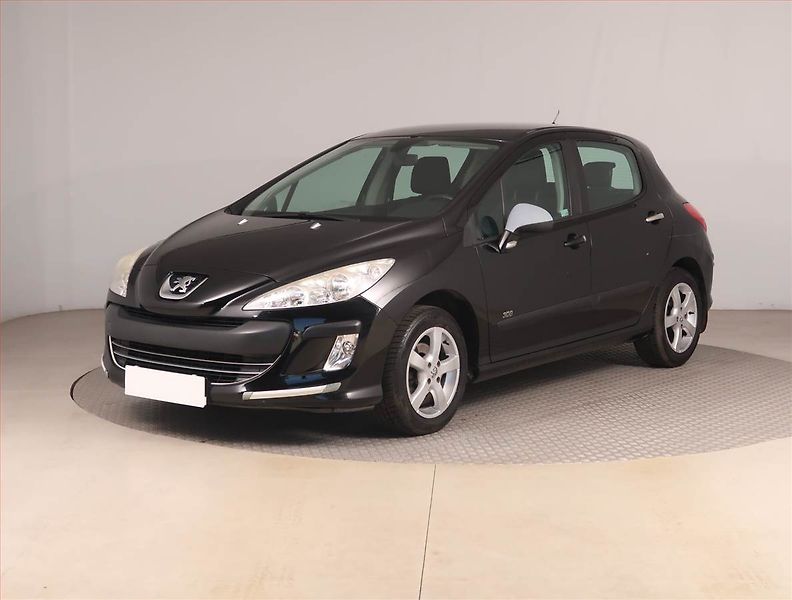 Peugeot 308 (2010) 1.4 VTi - fotka 2 z 15