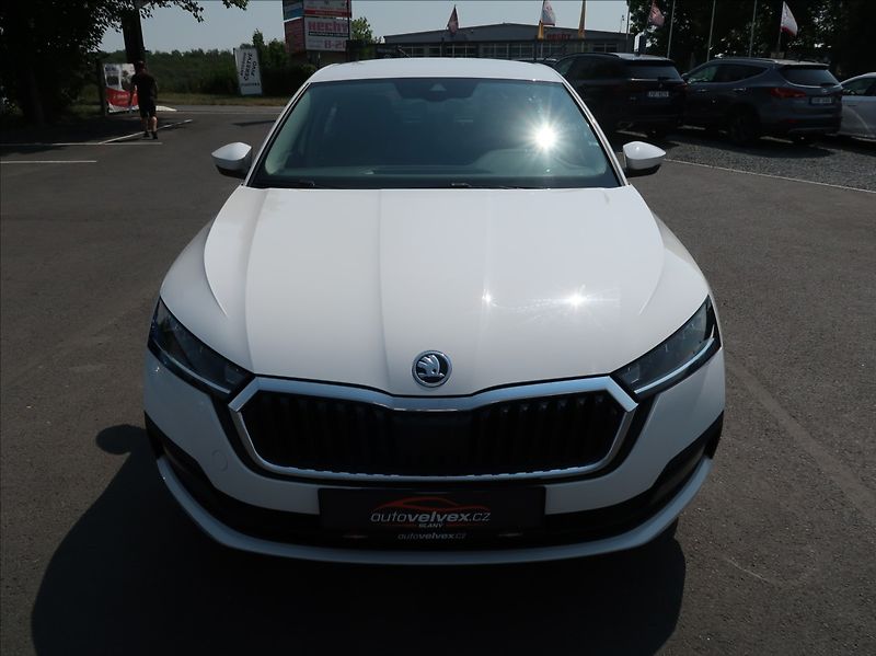 Škoda Octavia 2,0 TDi,1majČR,Serv.k.,DSG,DPH - fotka 7 z 26