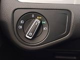 Volkswagen Golf (2015) Comfortline 1.2 TSI, Automat - náhled 18