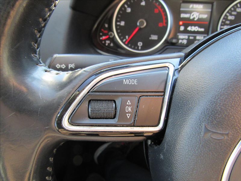 Audi Q5 2,0 TDi 140kW Quattro - fotka 22 z 30
