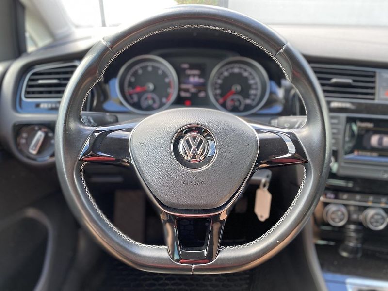 Volkswagen Golf 1.2TSi, Cup, 2x kola - fotka 14 z 28