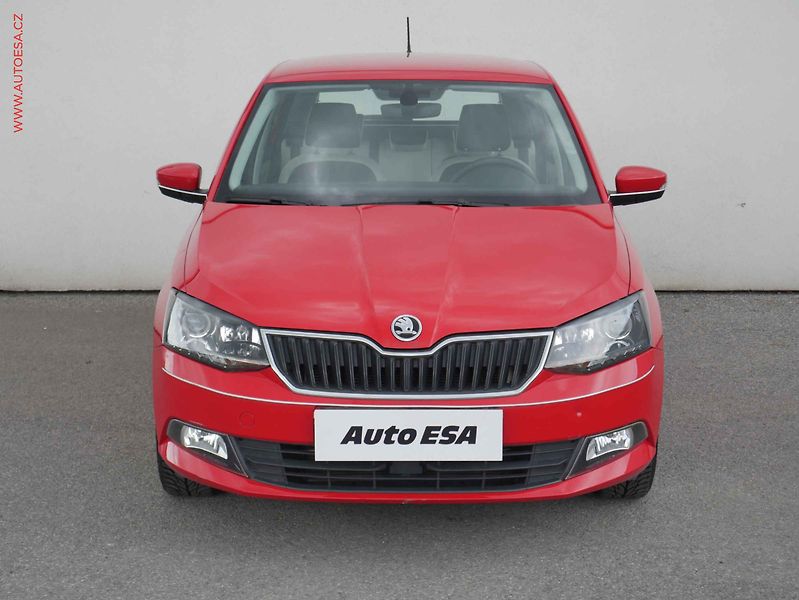 Škoda Fabia (2016) 1.2TSi, 1.maj,ČR, Style - fotka 2 z 15