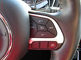 Jeep Compass (2018) 1.4T, ČR, Longitude - náhled 16