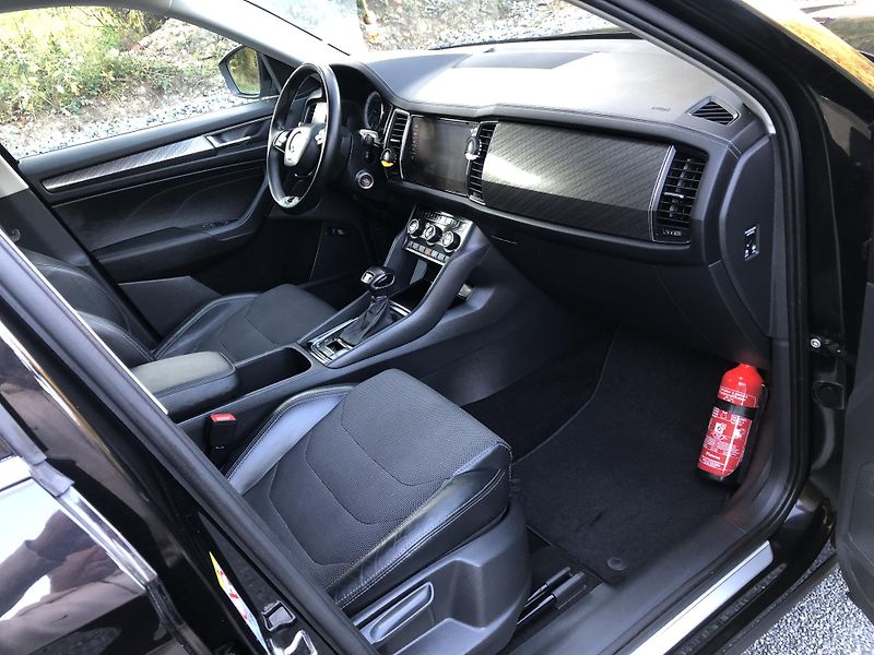 Škoda Kodiaq (2022) 1.5 TSI DSG STYLE  7 MIST LIFT - fotka 12 z 17