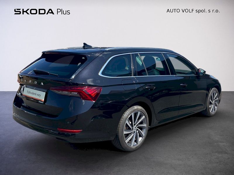 Škoda Octavia (2022) Style 2.0TDi 110kW 6°manuální - fotka 2 z 31