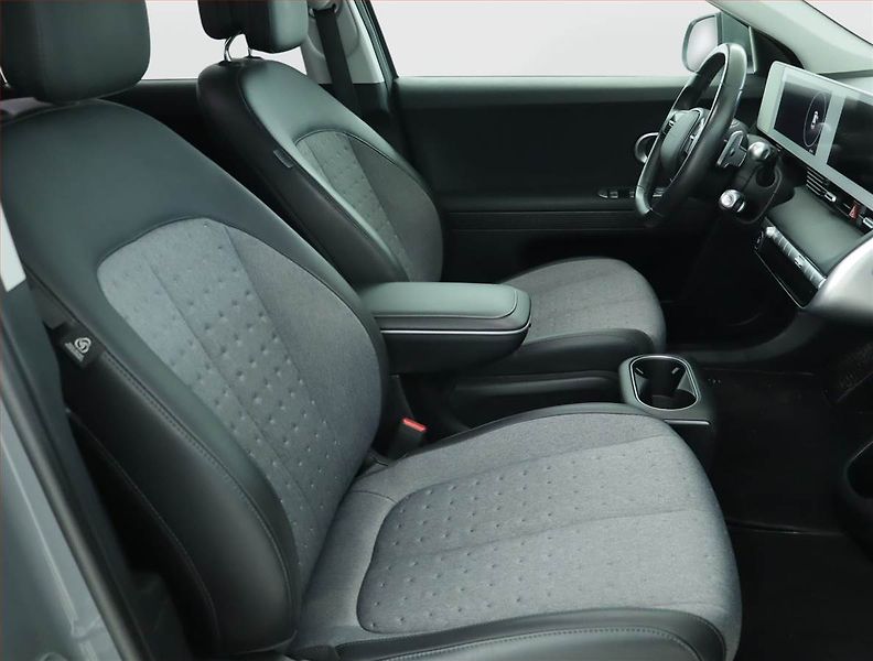 Hyundai Ioniq 5 (2022) Eco, SoH 100% - fotka 9 z 19