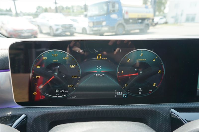 Mercedes-Benz CLA 2,0 200 d SB, 2.maj ČR - fotka 12 z 16