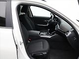 BMW Řada 3 Touring 2,0 320d 140kW CZ DPH - náhled 13