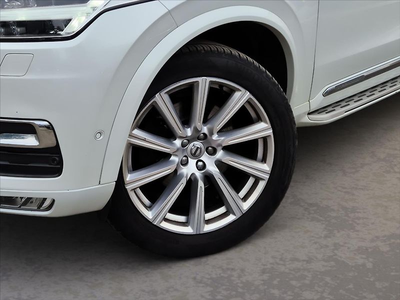 Volvo XC90 2,0 T6 AWD Inscription Auto - fotka 6 z 19