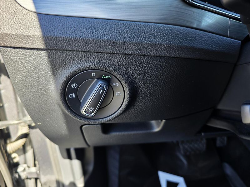 Škoda Superb 2.0TDI 110KW DSG STYLE+ TZ. ČR - fotka 15 z 50