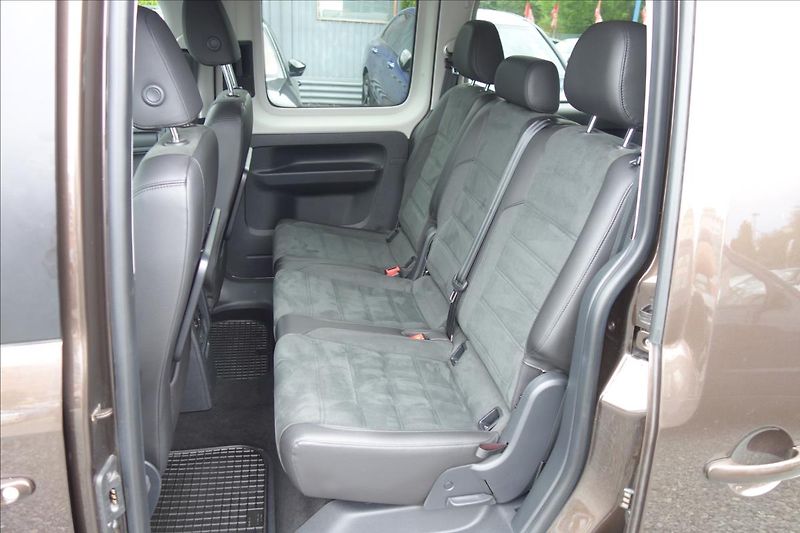 Volkswagen Caddy 2,0 TDi, DSG, 4MOTION, MAXI. - fotka 15 z 36