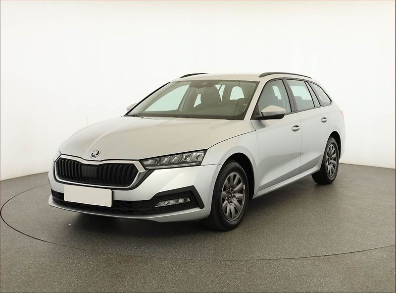 Škoda Octavia (2023) Ambition 2.0 TDI, ČR,1.maj - fotka 2 z 18