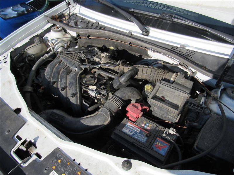 Dacia Duster 1,6 i 84kW 4x4 - fotka 24 z 25
