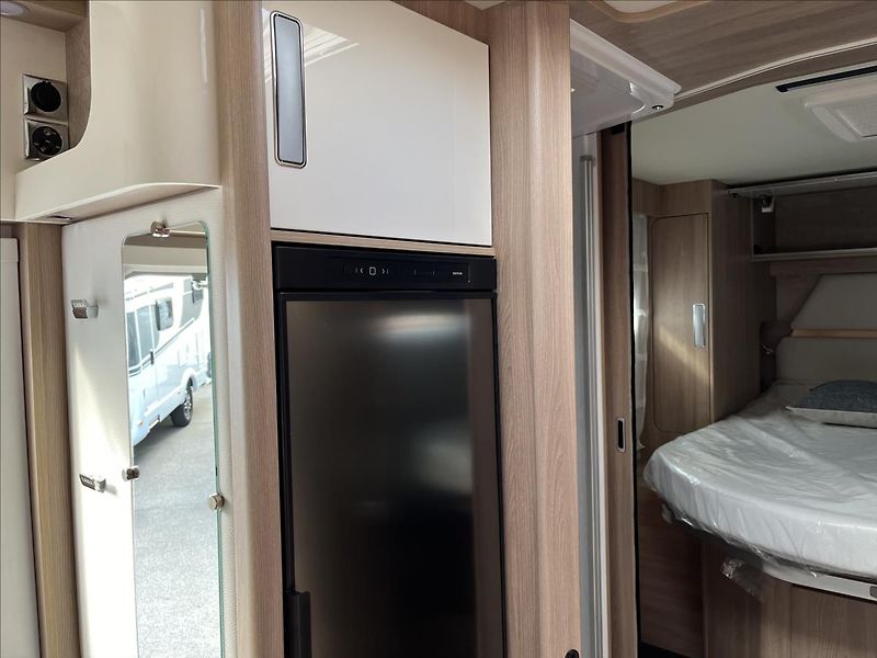 Laika Ecovip 2,2 L 3412DS MJTD - fotka 10 z 13