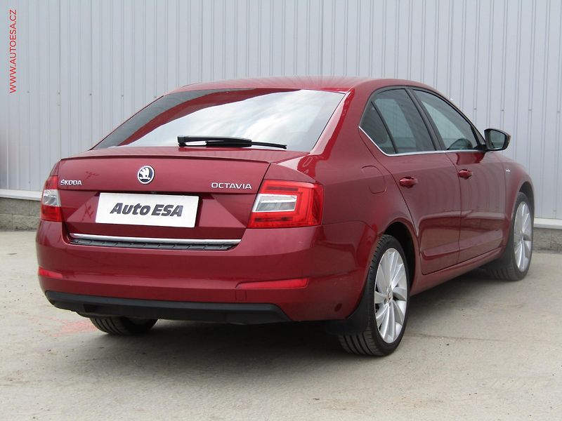 Škoda Octavia (2016) 1.8TSi, 2.maj,ČR, L&K, bixen - fotka 4 z 19