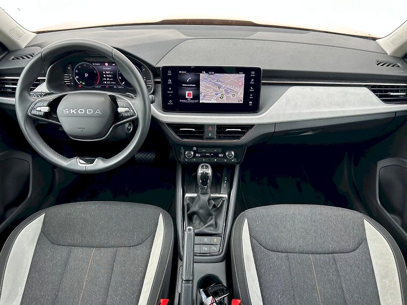 Škoda Kamiq (2026) Top Selection 1.5 TSI 110 kW D - fotka 5 z 35